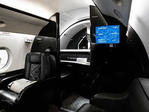 Gulfstream G200 N468JJ operated by Elite Air, Inc., KDPA photo 6