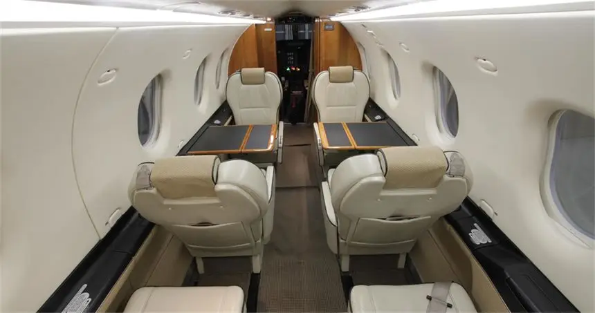 Pilatus PC-12/47 N471SS operated by Boutique Air, Inc photo 2