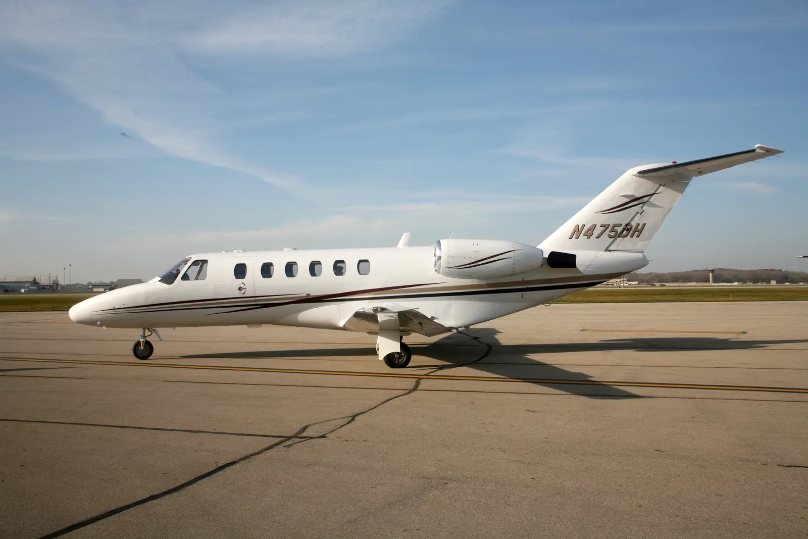 Cessna Citation CJ2+ N475DH operated by Wisconsin Aviation, Inc., KUNU, exterior