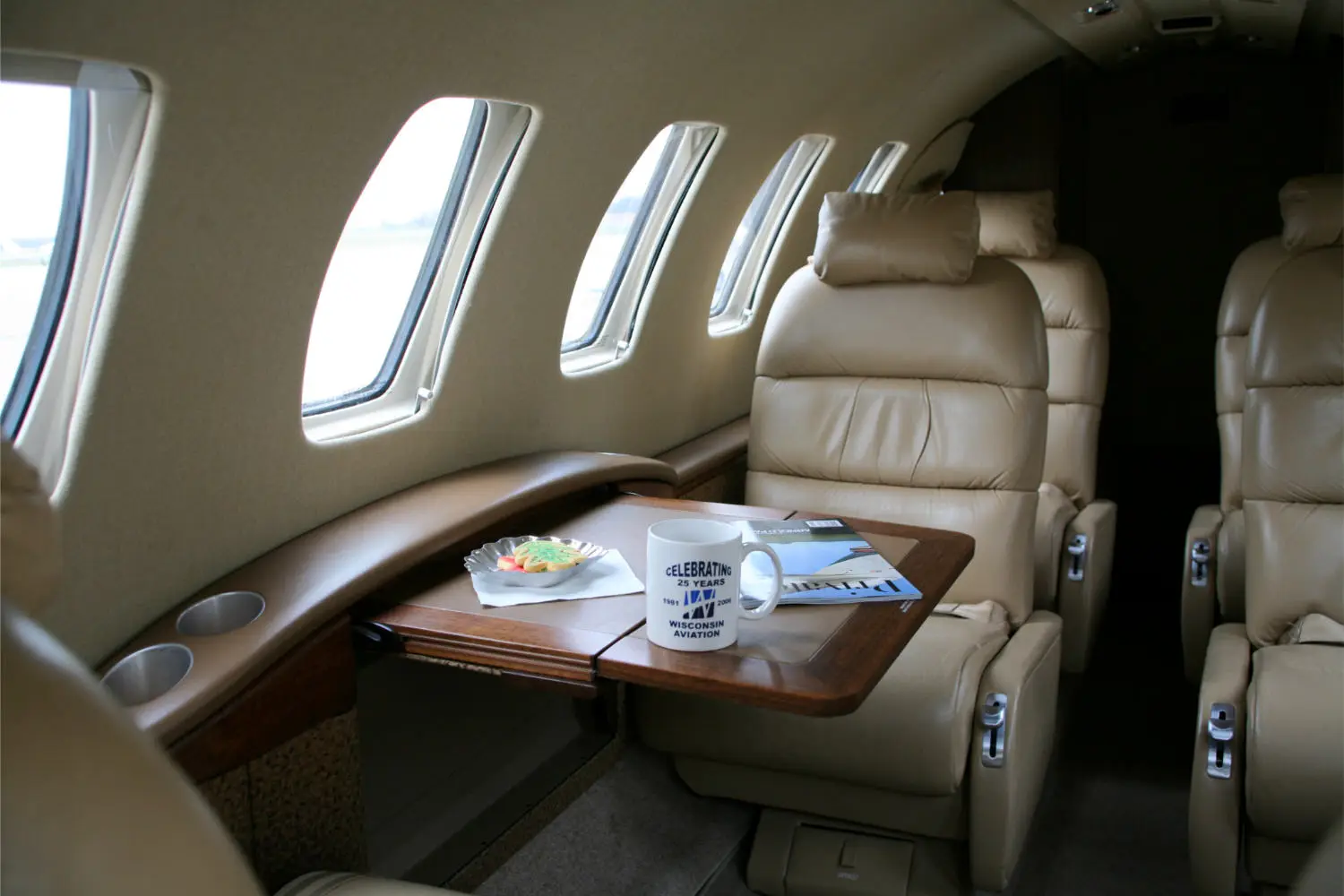 Cessna Citation CJ2+ N475DH operated by Wisconsin Aviation, Inc., KUNU photo 2