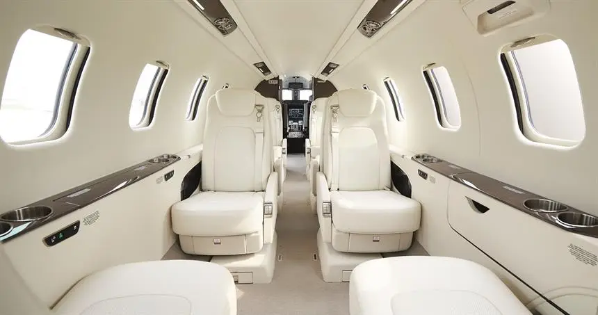 Bombardier Learjet 75 N475LS operated by Northern Jet Management, Inc. photo 2