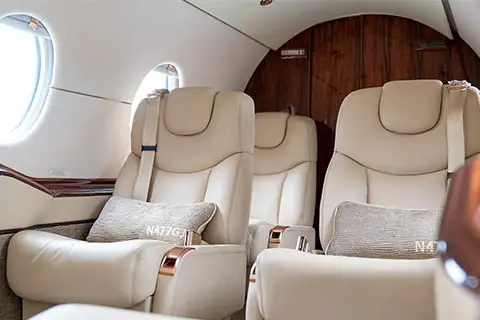 Beechcraft Hawker 400XP N477GJ operated by MTJ Aviation, LLC, KCLT photo 3