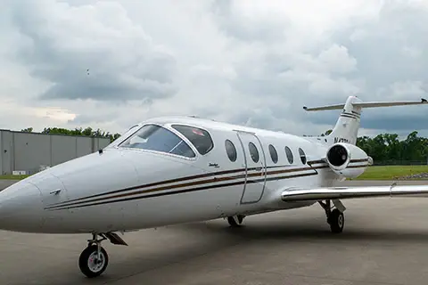 Beechcraft Hawker 400XP N477GJ operated by MTJ Aviation, LLC, KCLT photo 4