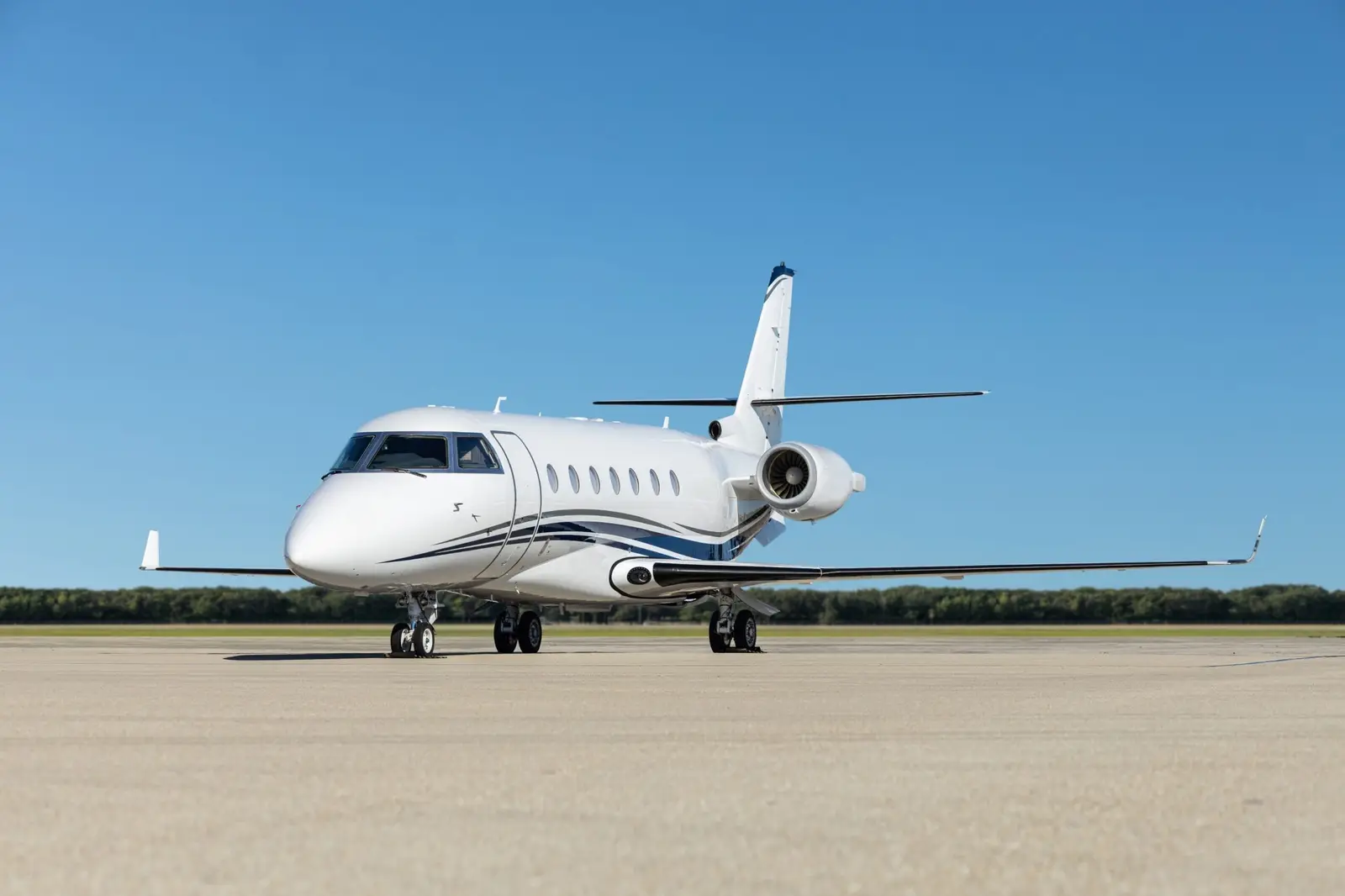 Gulfstream G200 N479PR operated by Jet Access Aviation, KDPA photo 4