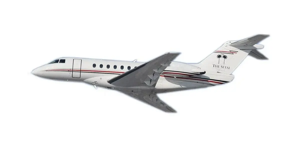 Beechcraft Hawker 4000 N480JE operated by Talon Air, LLC photo 2