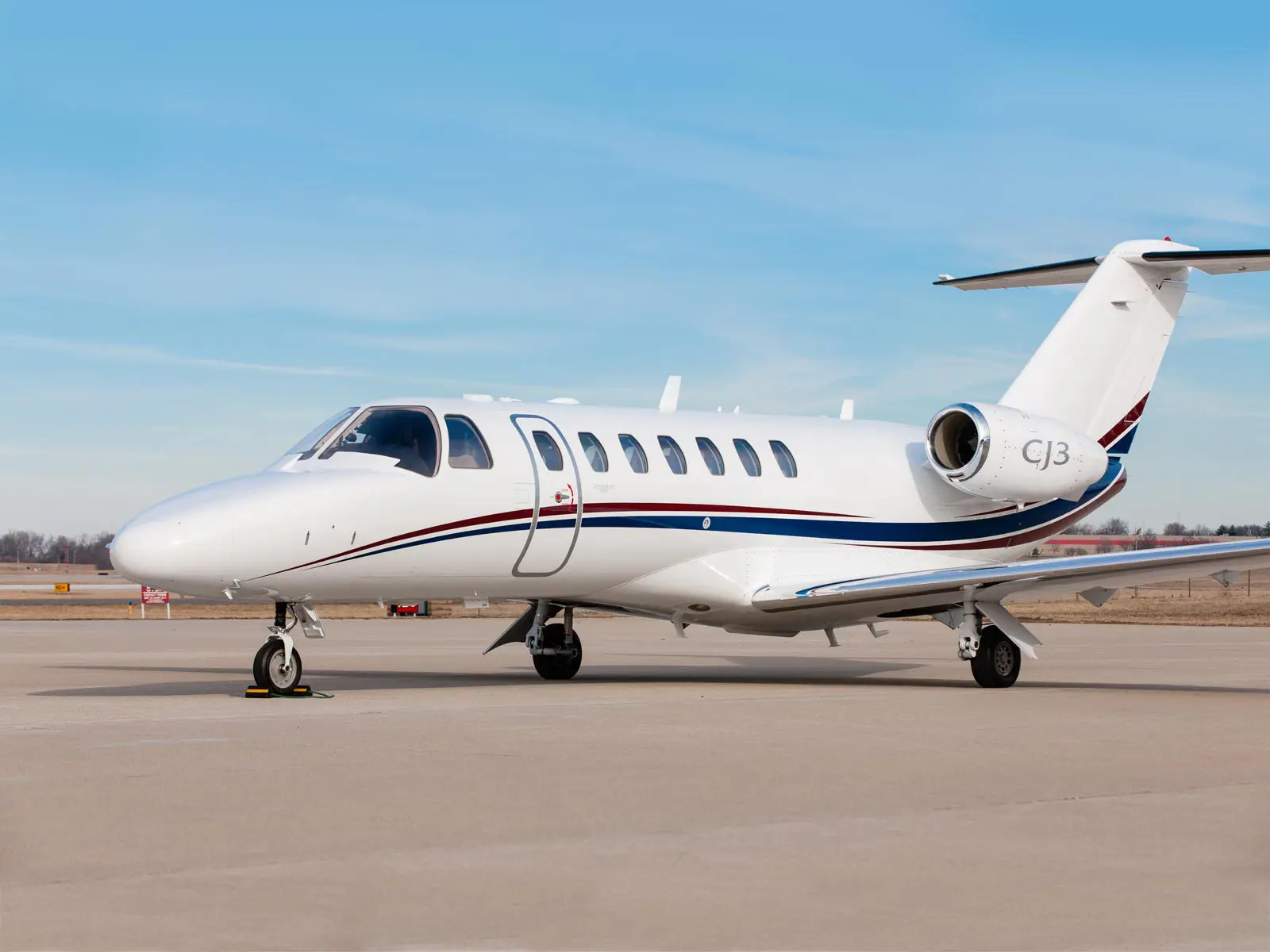 Cessna Citation CJ3 N491J operated by Mountain Aviation photo 4
