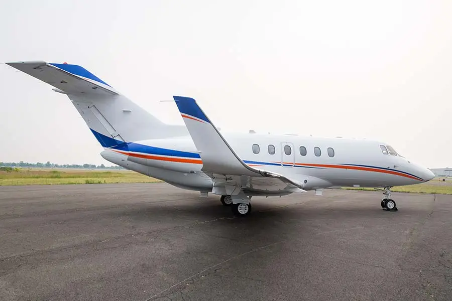 Beechcraft Hawker 900XP N491WB operated by NeaJets photo 4
