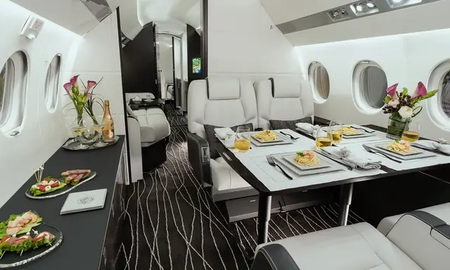 Dassault Falcon 900DX N500JJ operated by Clay Lacy Aviation, Inc. photo 4