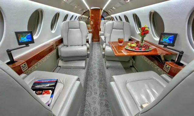Dassault Falcon 50EX N500LY operated by Lyon Aviation, Inc. photo 2
