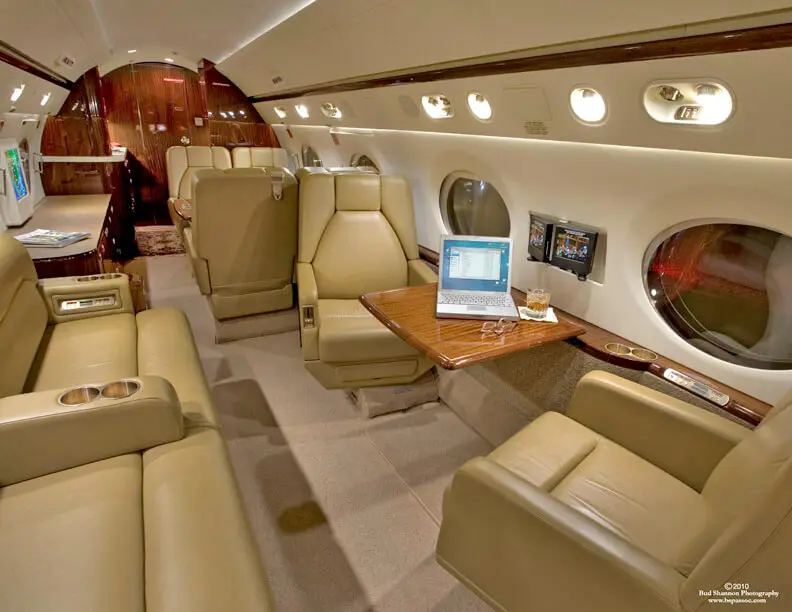 Gulfstream G500 N501HM operated by DuPage Aerospace photo 5