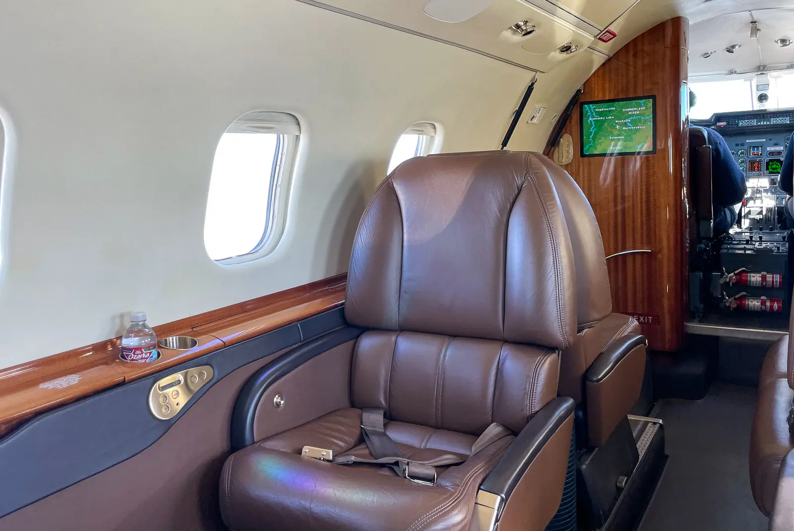 Bombardier Learjet 60 N503AB operated by AB Jets photo 5