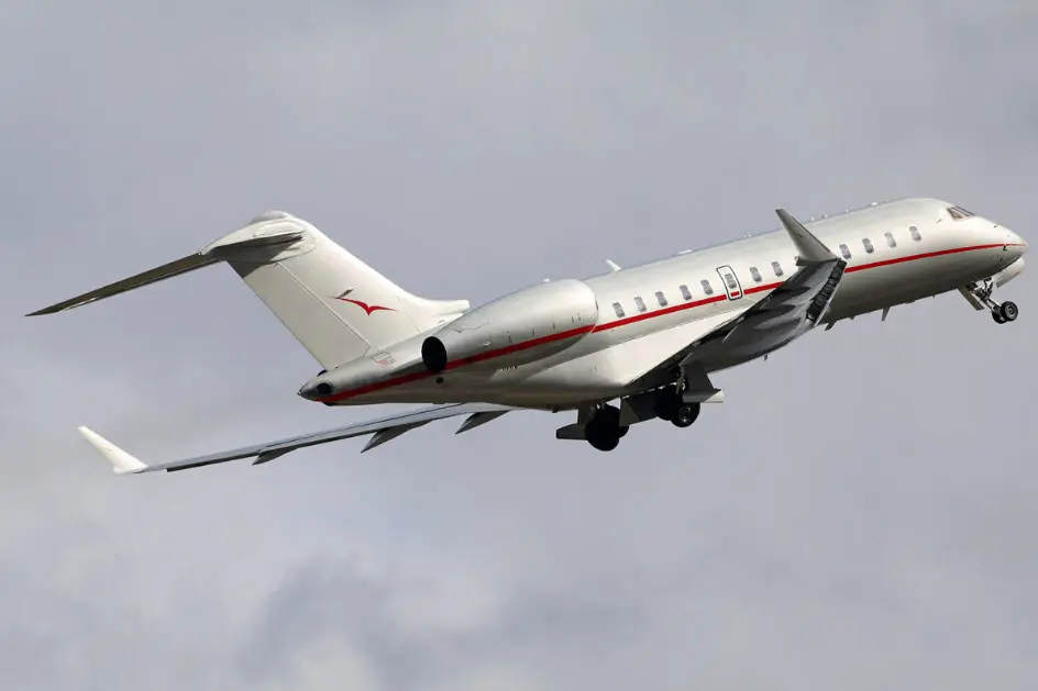Bombardier Global 5000 N505VJ operated by Jet Edge International photo 5