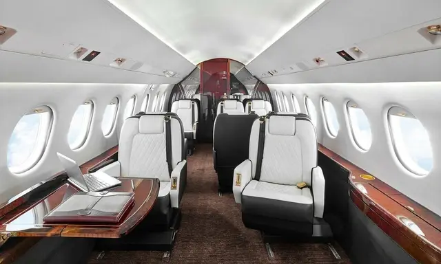 Dassault Falcon 2000 N507DJ operated by Foundation Aviation photo 5