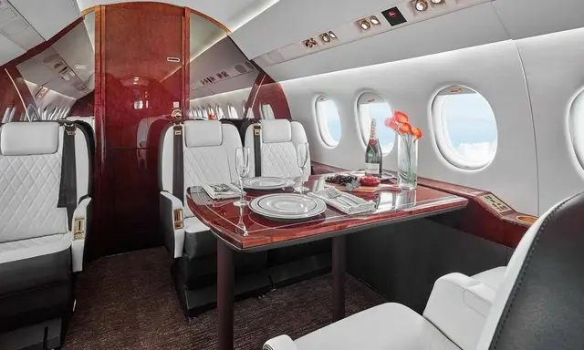 Dassault Falcon 2000 N507DJ operated by Foundation Aviation photo 6