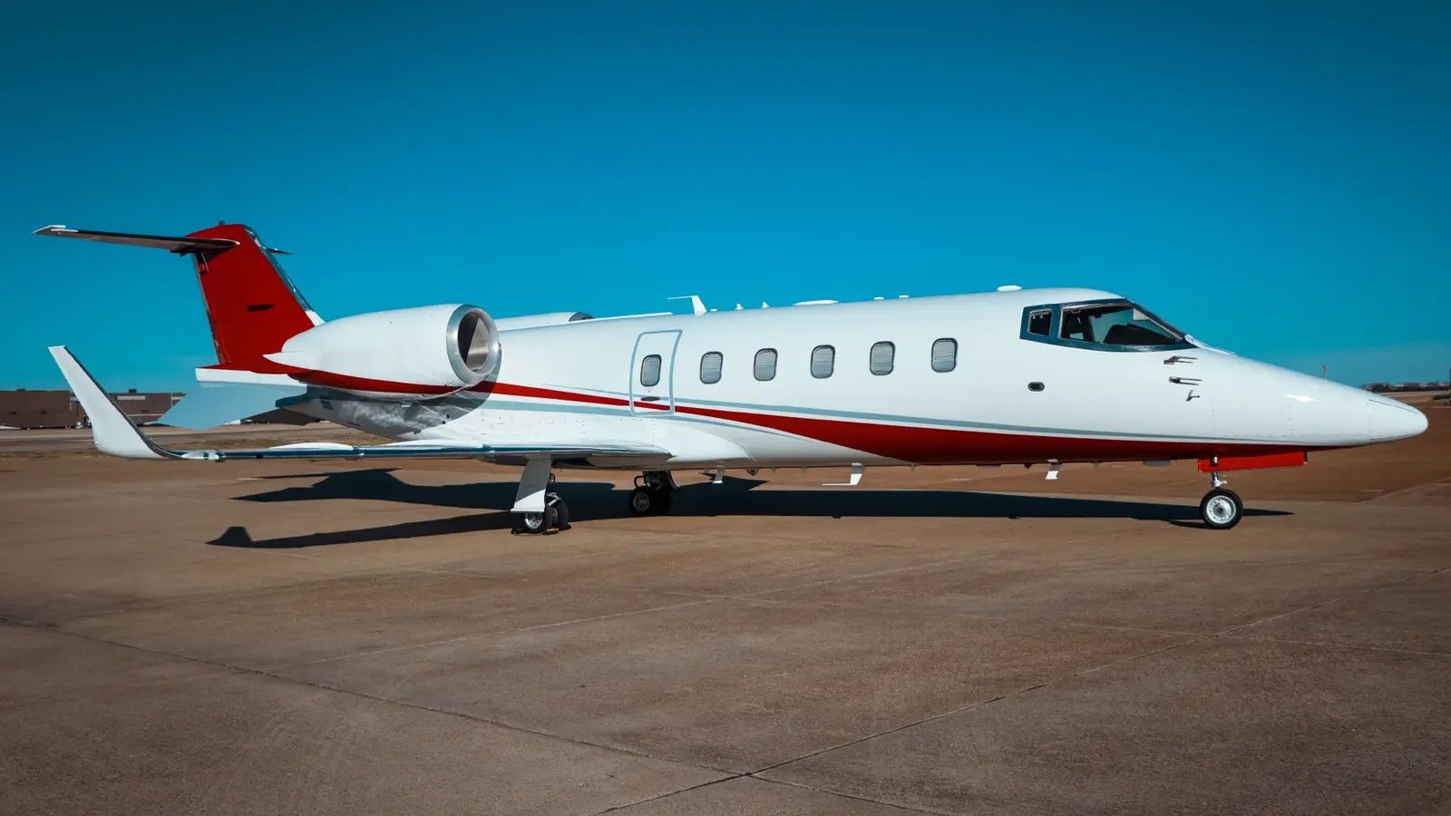 Bombardier Learjet 60 N508AB operated by AB Jets photo 4