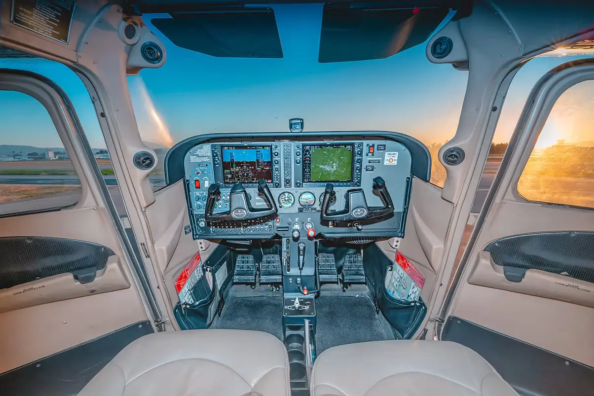 Cessna 172S N508ND operated by Corsair Aviation, LLC photo 4