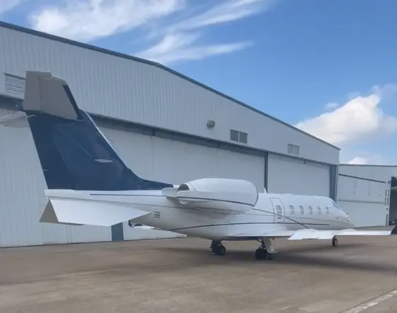 Bombardier Learjet 60 N509AB operated by AB Jets photo 4
