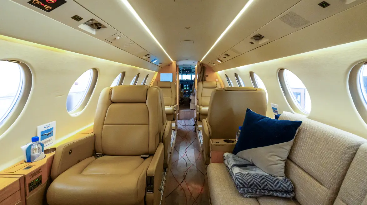 Dassault Falcon 50EX N50YT operated by Dreamline Aviation, LLC photo 6