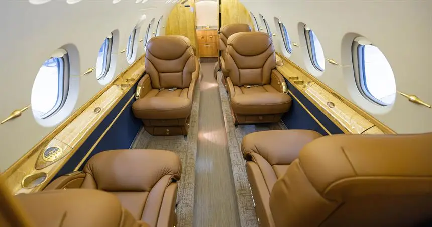 Beechcraft Hawker 800XP N513BE operated by Premier Private Jets photo 3