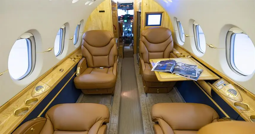 Beechcraft Hawker 800XP N513BE operated by Premier Private Jets photo 4