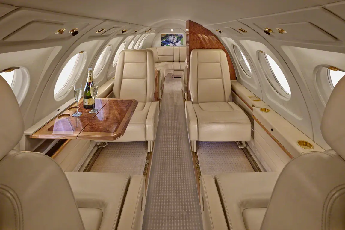Dassault Falcon 50 N516CJ operated by Justice Air photo 2