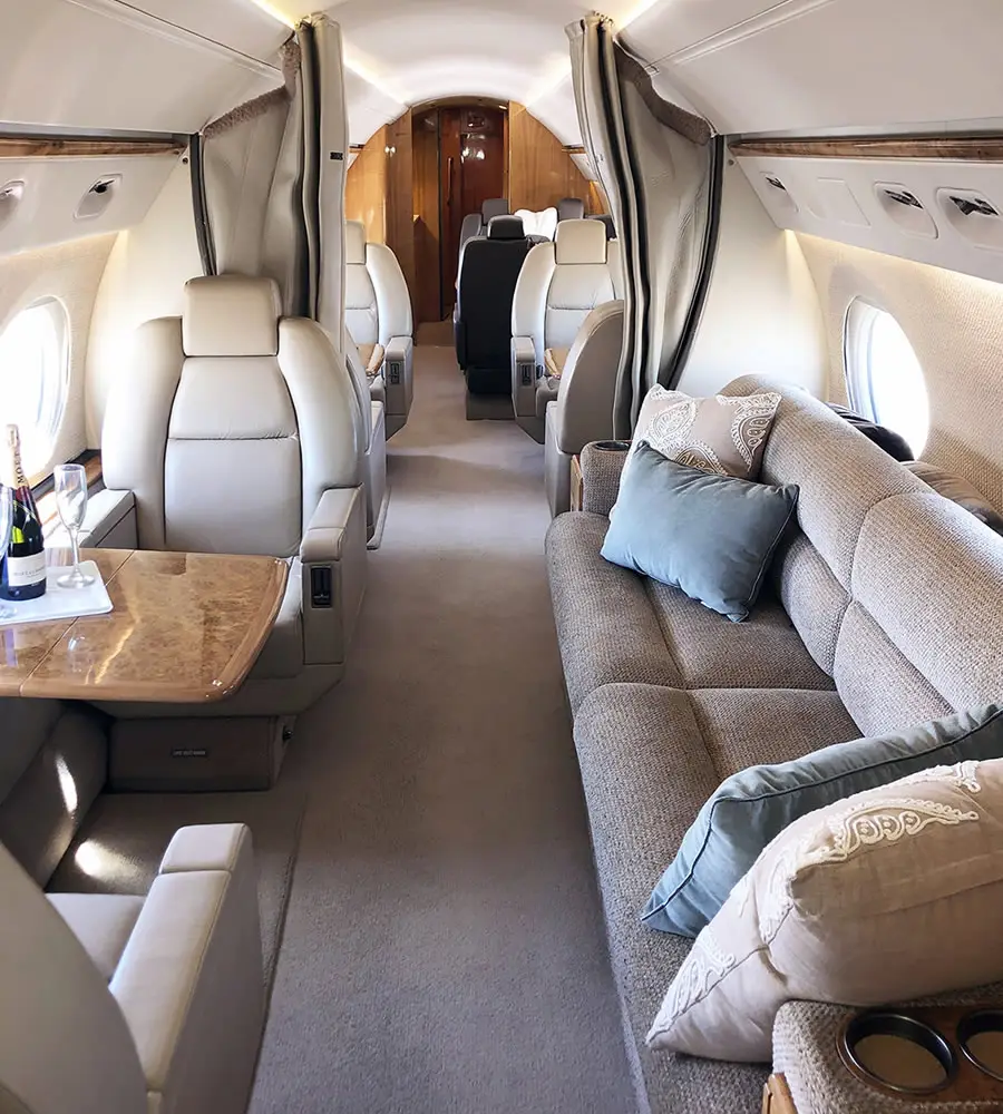 Gulfstream V N516GH operated by Global Air Charters, Inc. photo 3