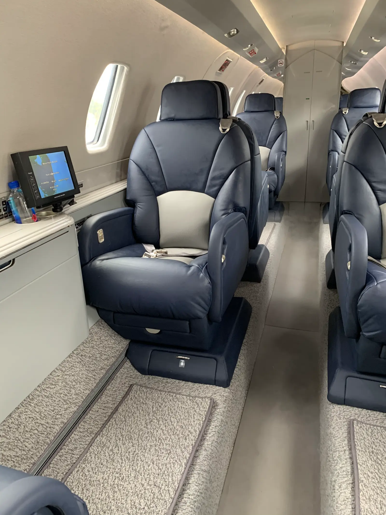 Cessna Citation X N51GB operated by Baker Aviation, LLC photo 2