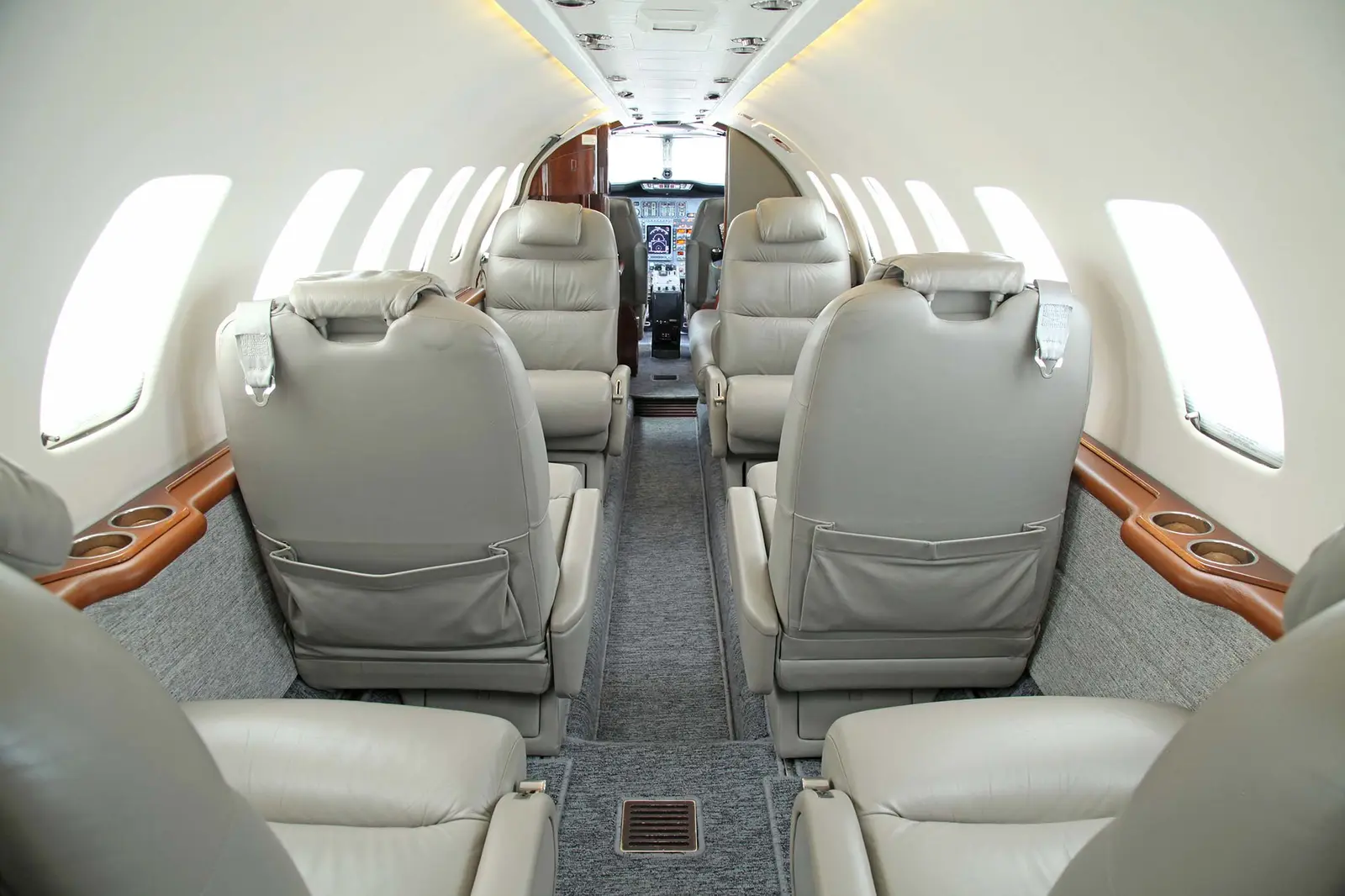 Cessna Citation Ultra N51ND operated by Fair Wind Air Charter photo 4