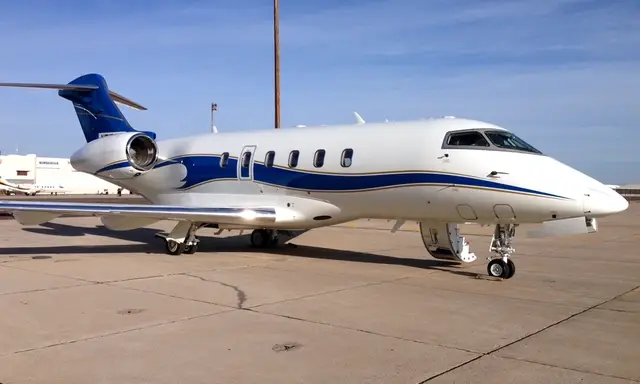 Bombardier Challenger 300 N520RP operated by Jet Linx Aviation, LLC, exterior