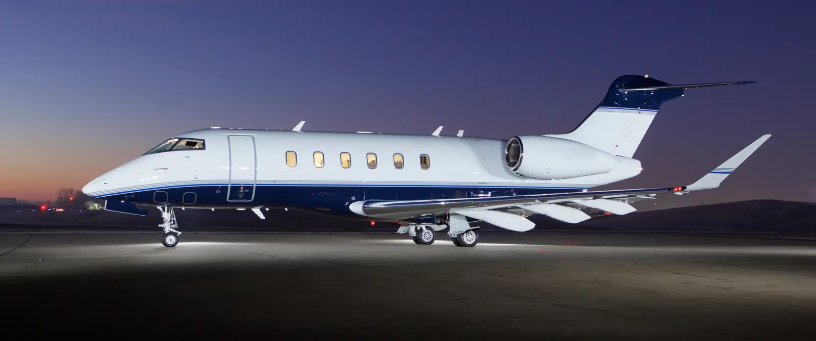 Bombardier Challenger 350 N522AD