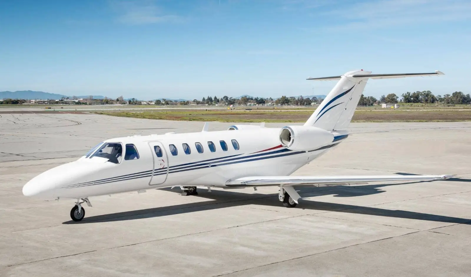 Cessna Citation CJ3 N525B operated by Pacific Coast Jet photo 4