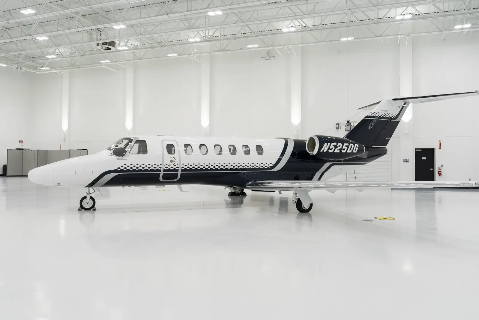 Cessna Citation CJ3+ N525DG operated by Jackson Jet Center photo 3