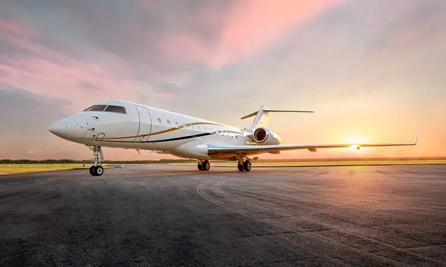 Bombardier Global 6000 N529DB operated by Solairus Aviation, exterior