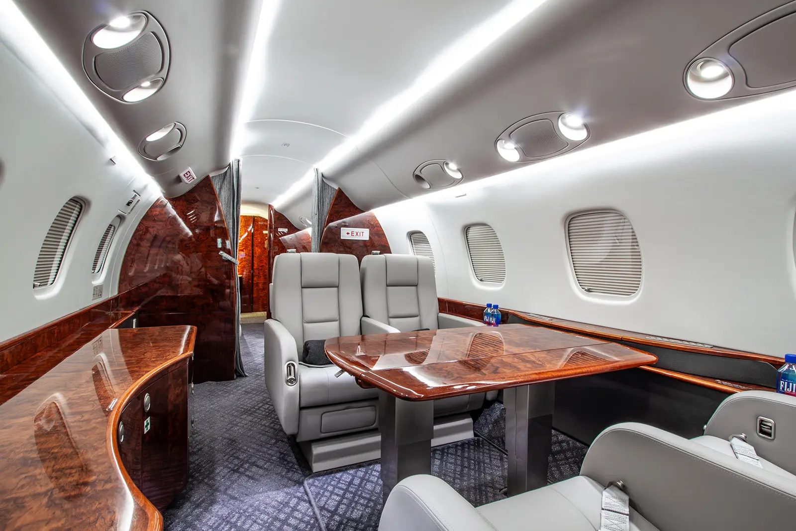 Embraer Legacy 600 N529GB operated by Wing Aviation Charter Services, LLC photo 4