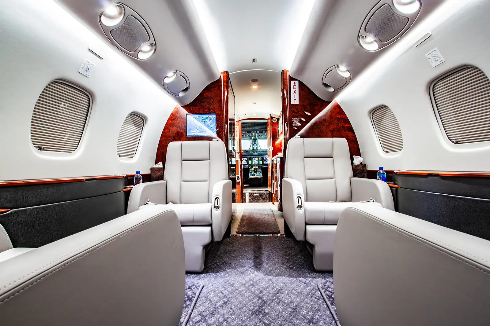 Embraer Legacy 600 N529GB operated by Wing Aviation Charter Services, LLC photo 6