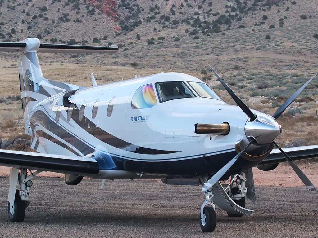 Pilatus PC-12/47 N52NG operated by Steelman Aviation Inc (AirSmart) photo 2