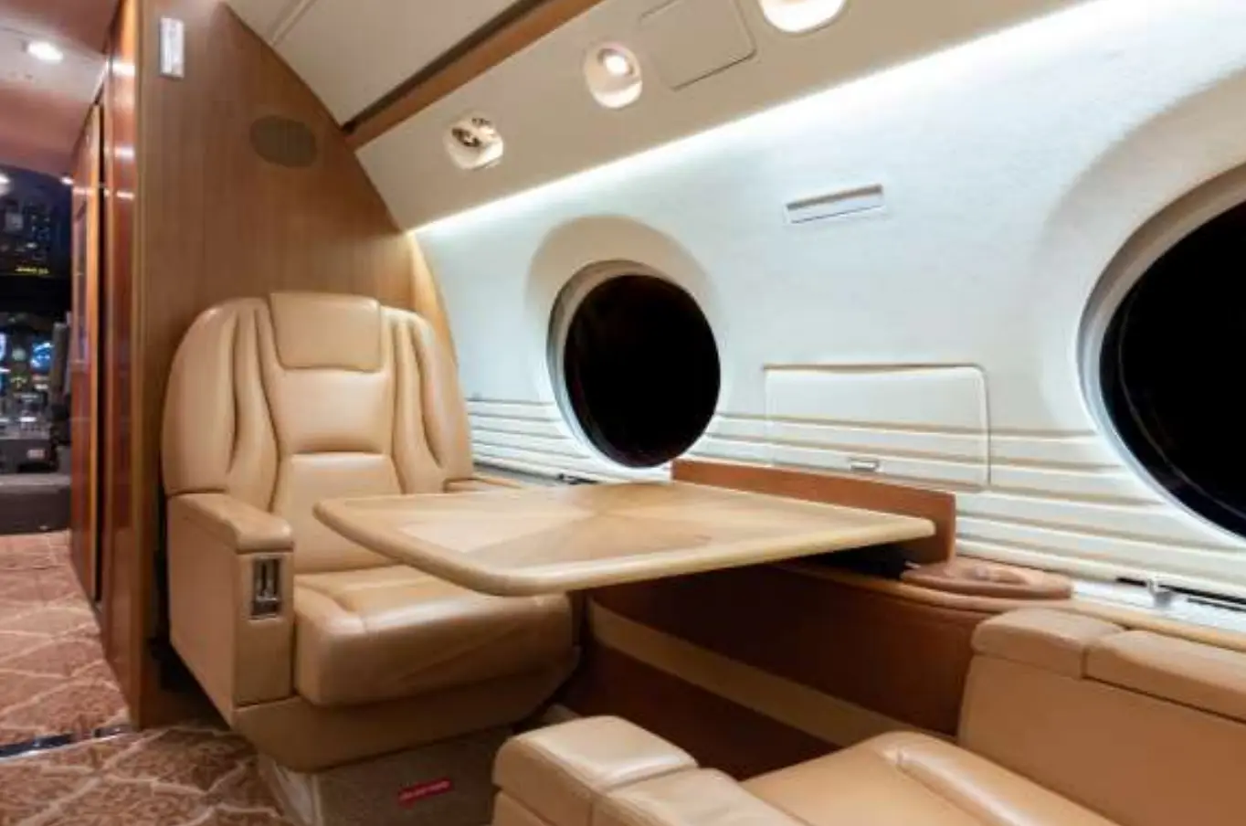 Gulfstream V N535V operated by Solairus Aviation photo 2