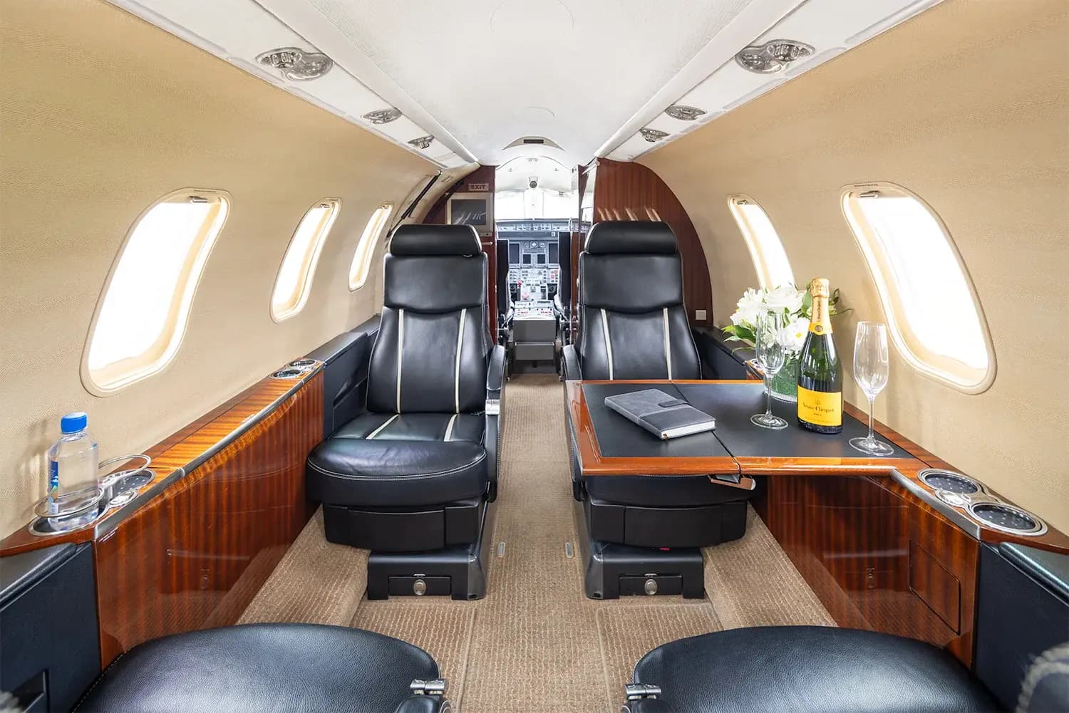 Bombardier Learjet 40 N537XX operated by CapJet photo 5