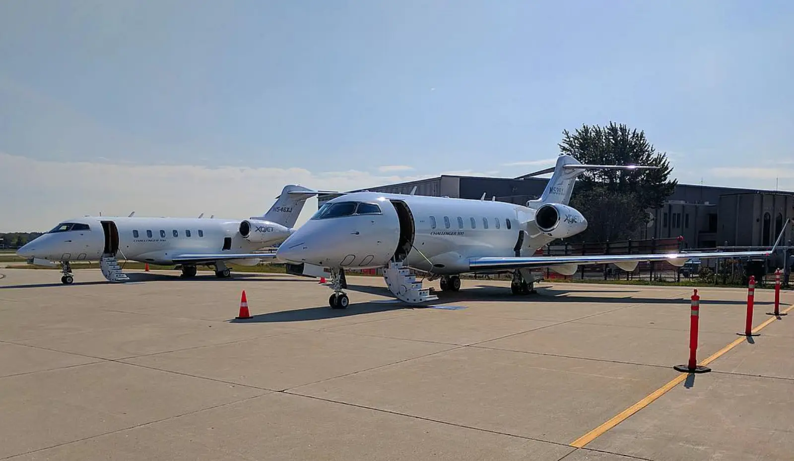 Bombardier Challenger 300 N539XJ operated by Jet Edge International, exterior