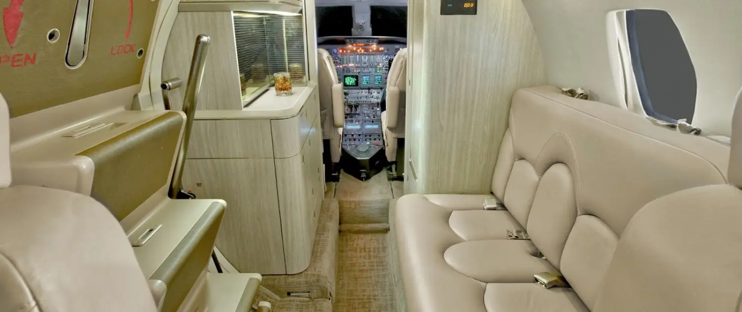 Cessna Citation VII N53HA operated by AEM Aviation photo 5