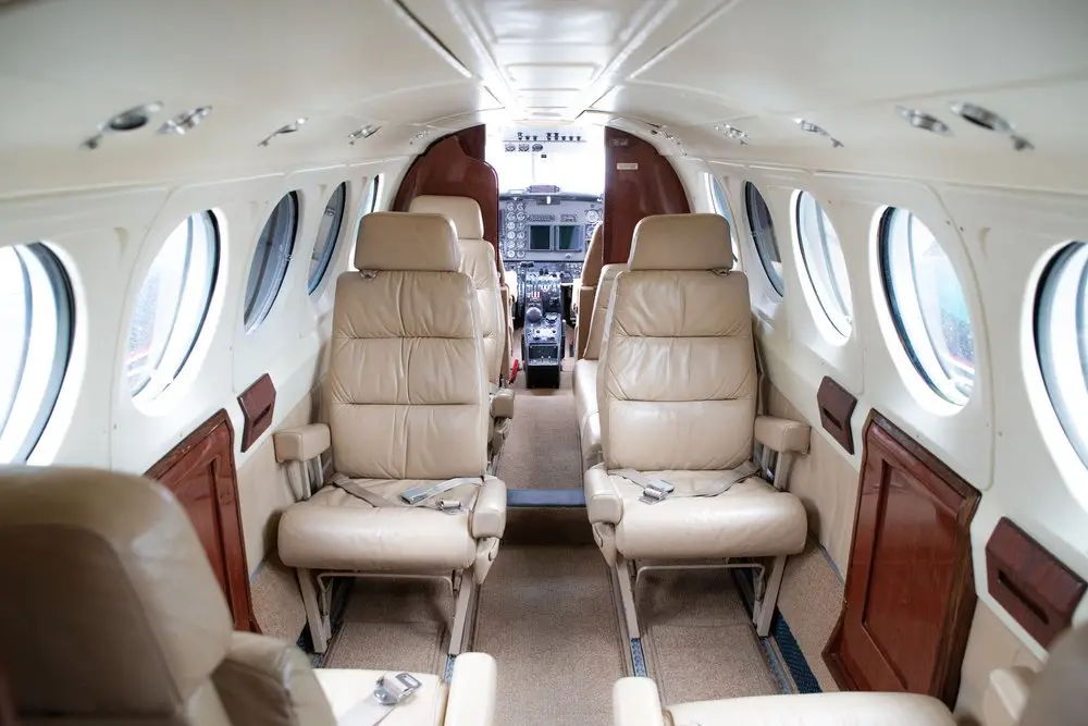 Beechcraft King Air 200 N53KA operated by Maxair LLC photo 2