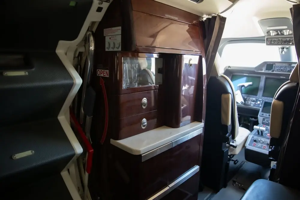 Beechcraft King Air 200 N53KA operated by Maxair LLC photo 6