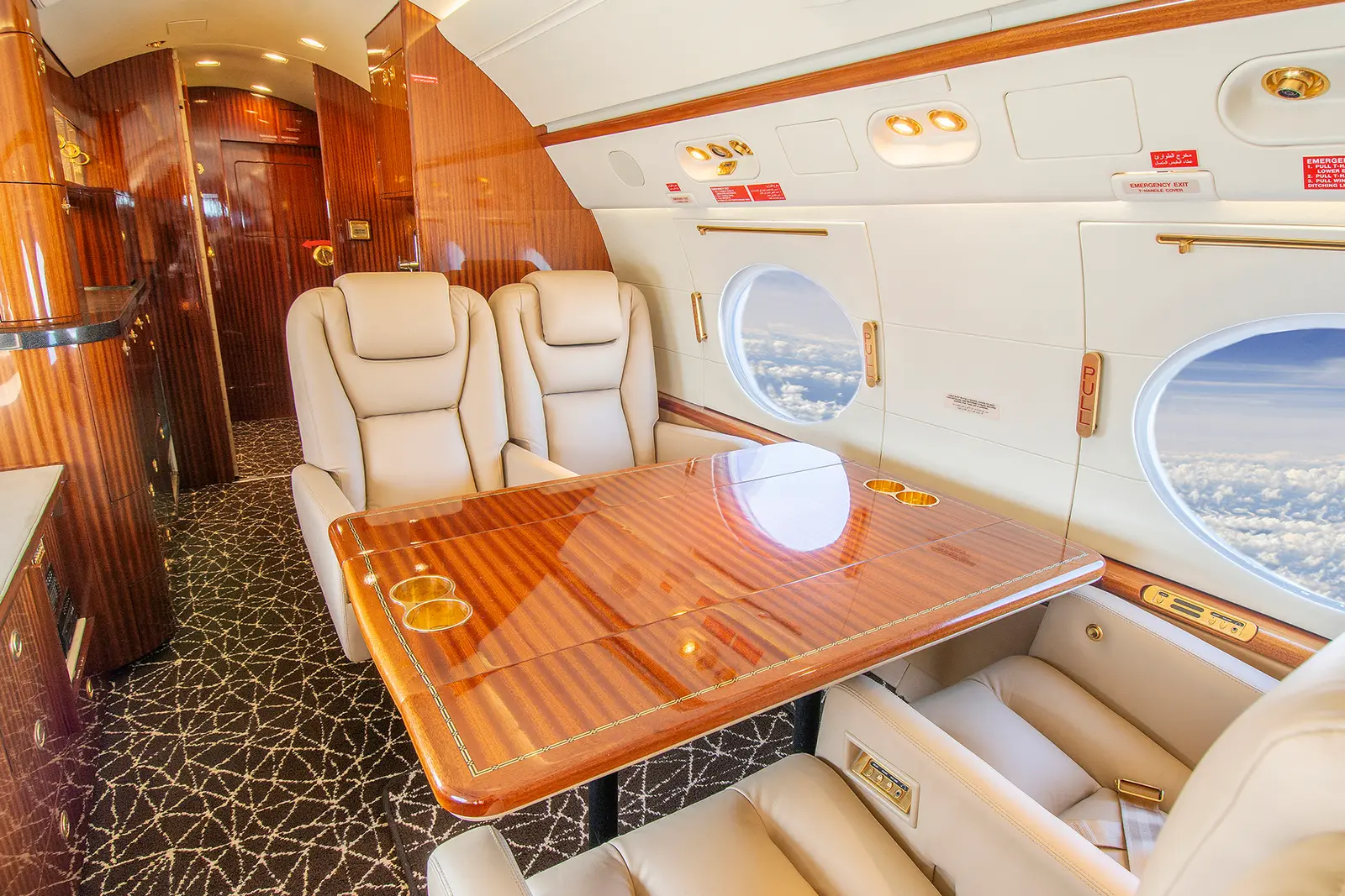 Gulfstream IV-SP N53WG operated by Fly Alliance photo 6