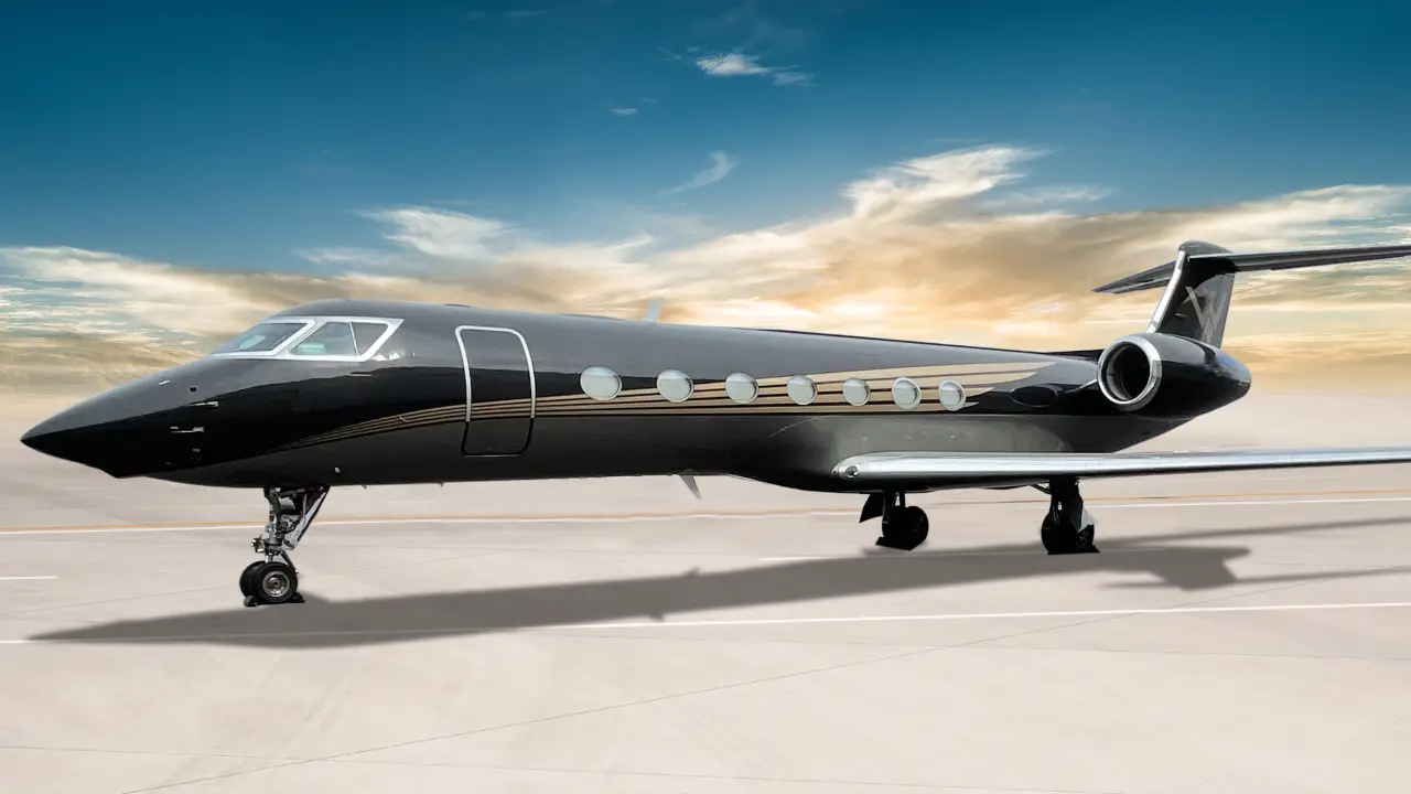 Gulfstream G550 N550EW operated by Cirrus Aviation Services photo 6