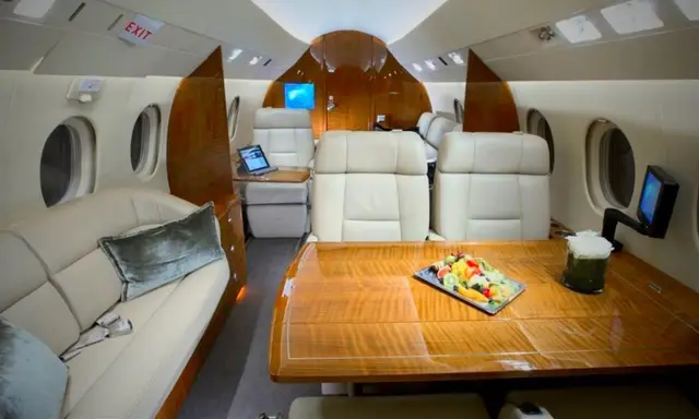 Dassault Falcon 900EX EASy N550SH operated by Solairus Aviation photo 3