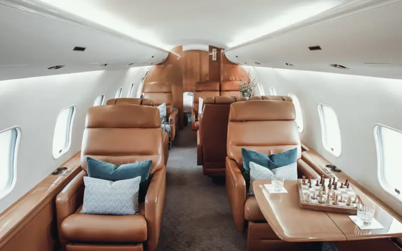 Bombardier Global Express N551SW operated by Planet 9 Private Air ("P9PA") photo 2