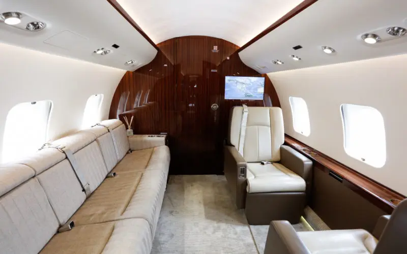 Bombardier Global 6000 N555DT operated by Planet 9 Private Air ("P9PA") photo 5