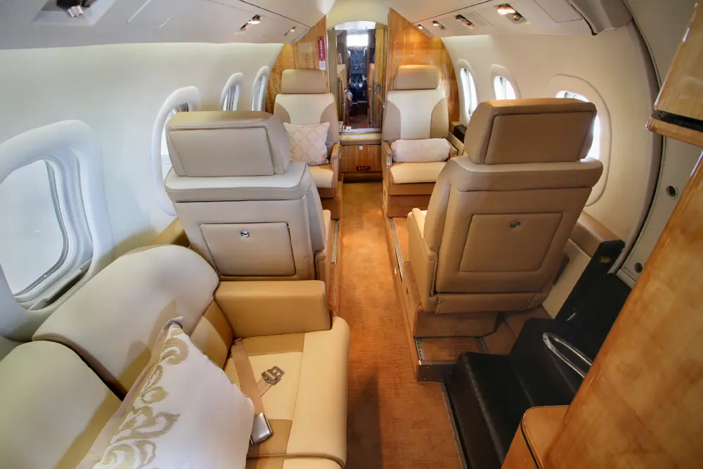 Bombardier Learjet 55C N559RA operated by Royal Air Freight, Inc, KPTK photo 2