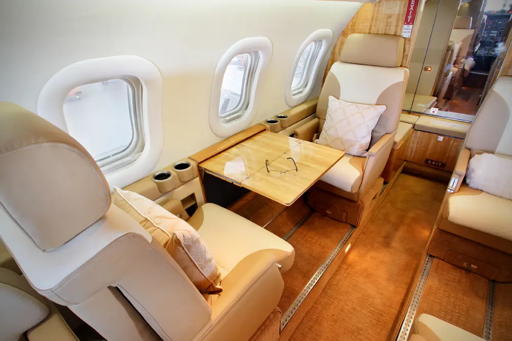 Bombardier Learjet 55C N559RA operated by Royal Air Freight, Inc, KPTK photo 3