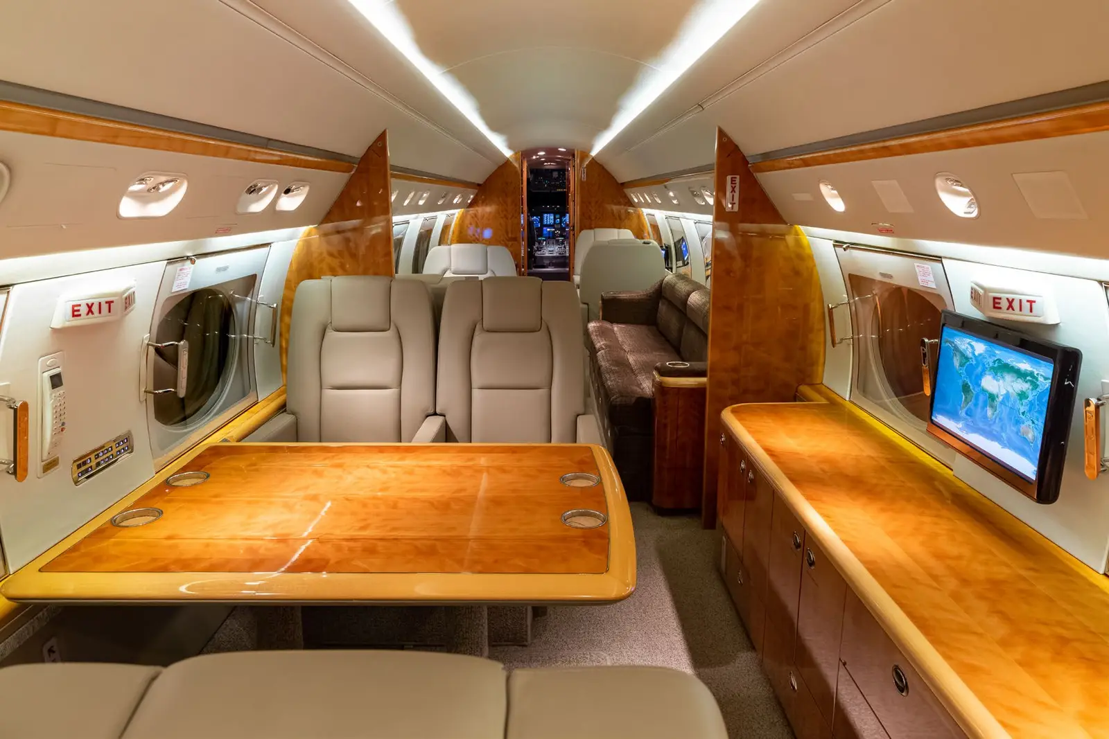 Gulfstream V N5616 operated by Global Air Charters, Inc. photo 6